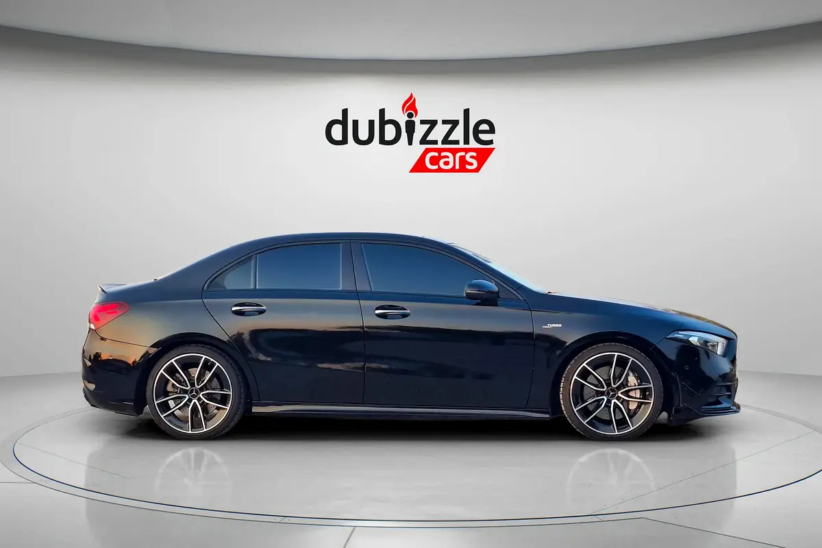 MERCEDES A-Class A 35 AMG 4MATIC 2022 - photo 4 - Import Émirats | International Cars