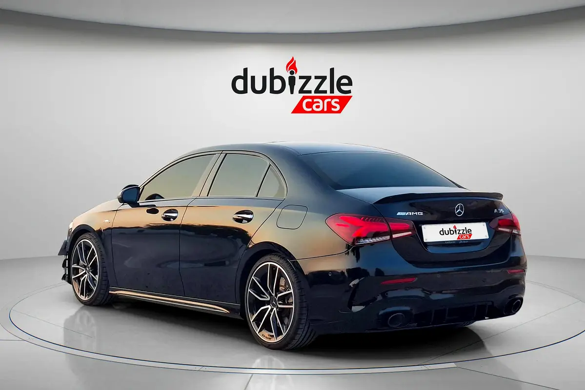 MERCEDES A-Class A 35 AMG 4MATIC 2022 - photo 8 - Import Émirats | International Cars
