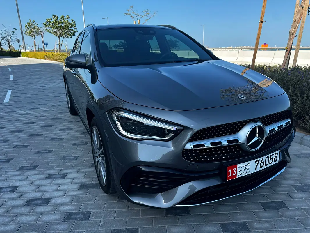 MERCEDES GLA 200 2023