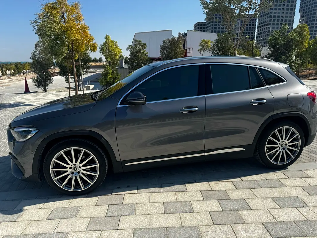 MERCEDES GLA 200 2023 - photo 2 - Import Émirats | International Cars