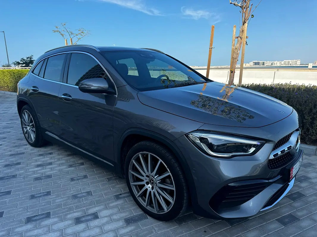 MERCEDES GLA 200 2023 - photo 4 - Import Émirats | International Cars