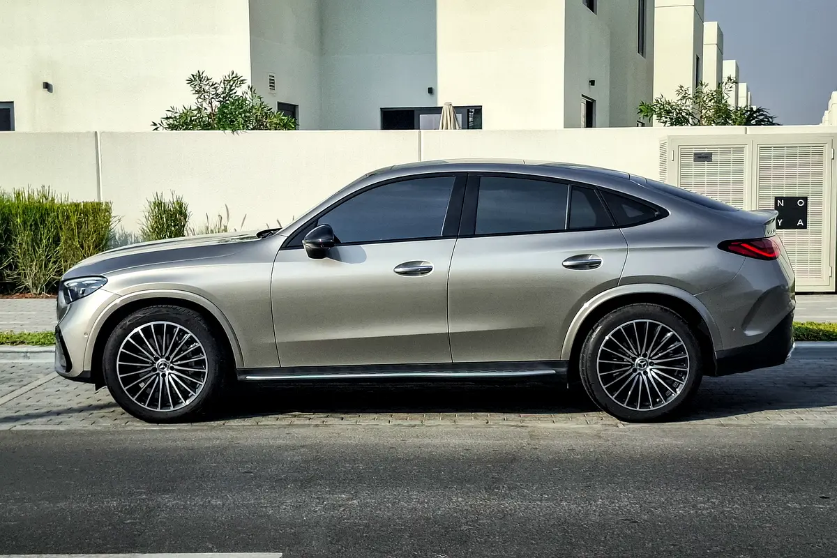 MERCEDES GLC Coupe GLC 200 4Matic 2024 - photo 5 - Import Émirats | International Cars