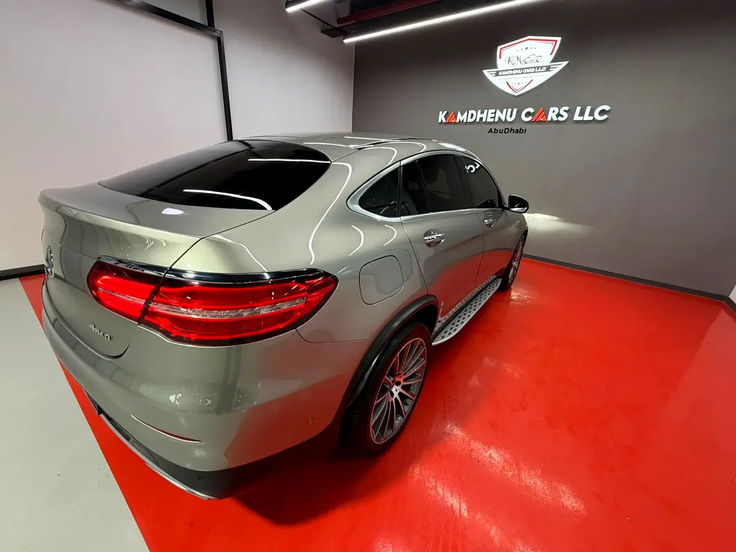 MERCEDES GLC-Class GLC 250 4MATIC 2019 - photo 4 - Import Émirats | International Cars