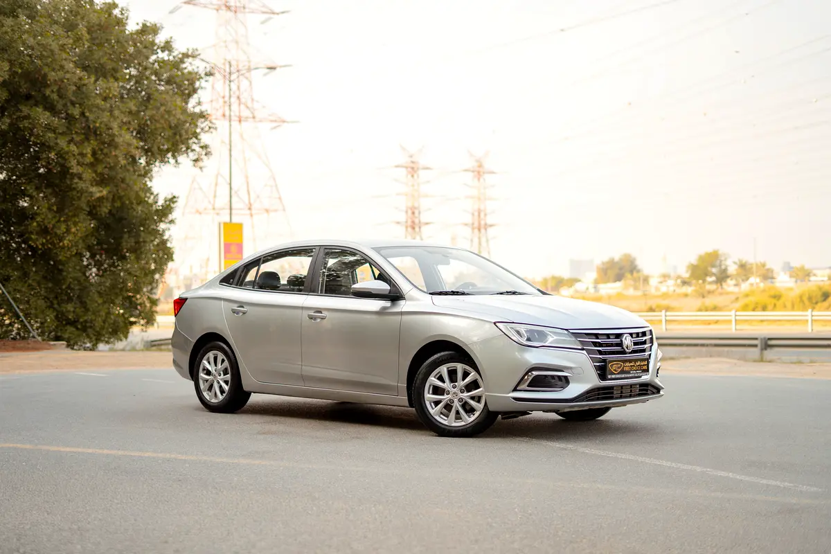 MG MG5 Comfort 2022 - photo 2 - Import Émirats | International Cars