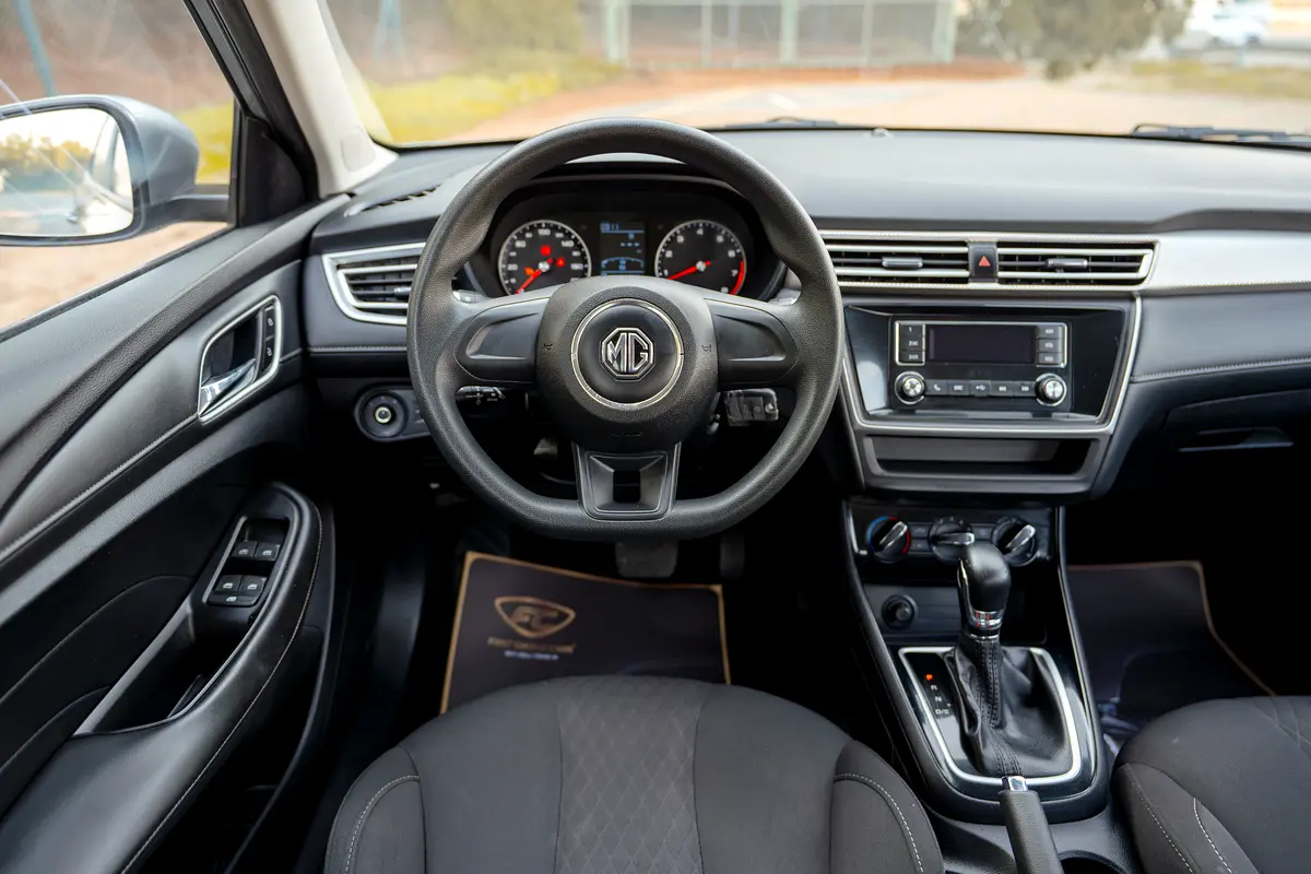 MG MG5 Comfort 2022 - photo 9 - Import Émirats | International Cars