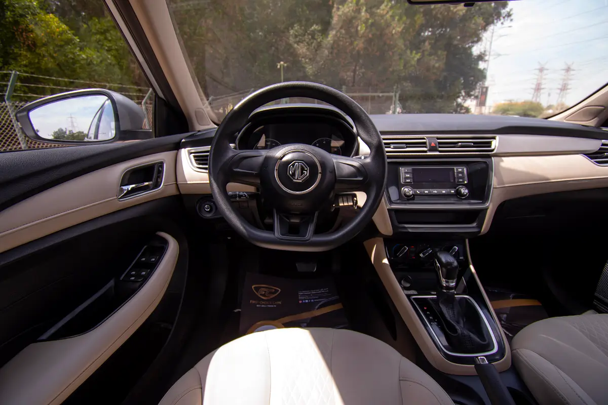 MG MG5 Comfort 2022 - photo 9 - Import Émirats | International Cars