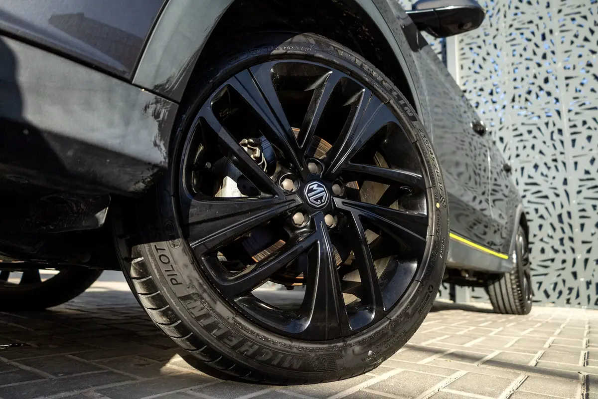 MG RX5 Luxury 2024 - photo 9 - Import Émirats | International Cars