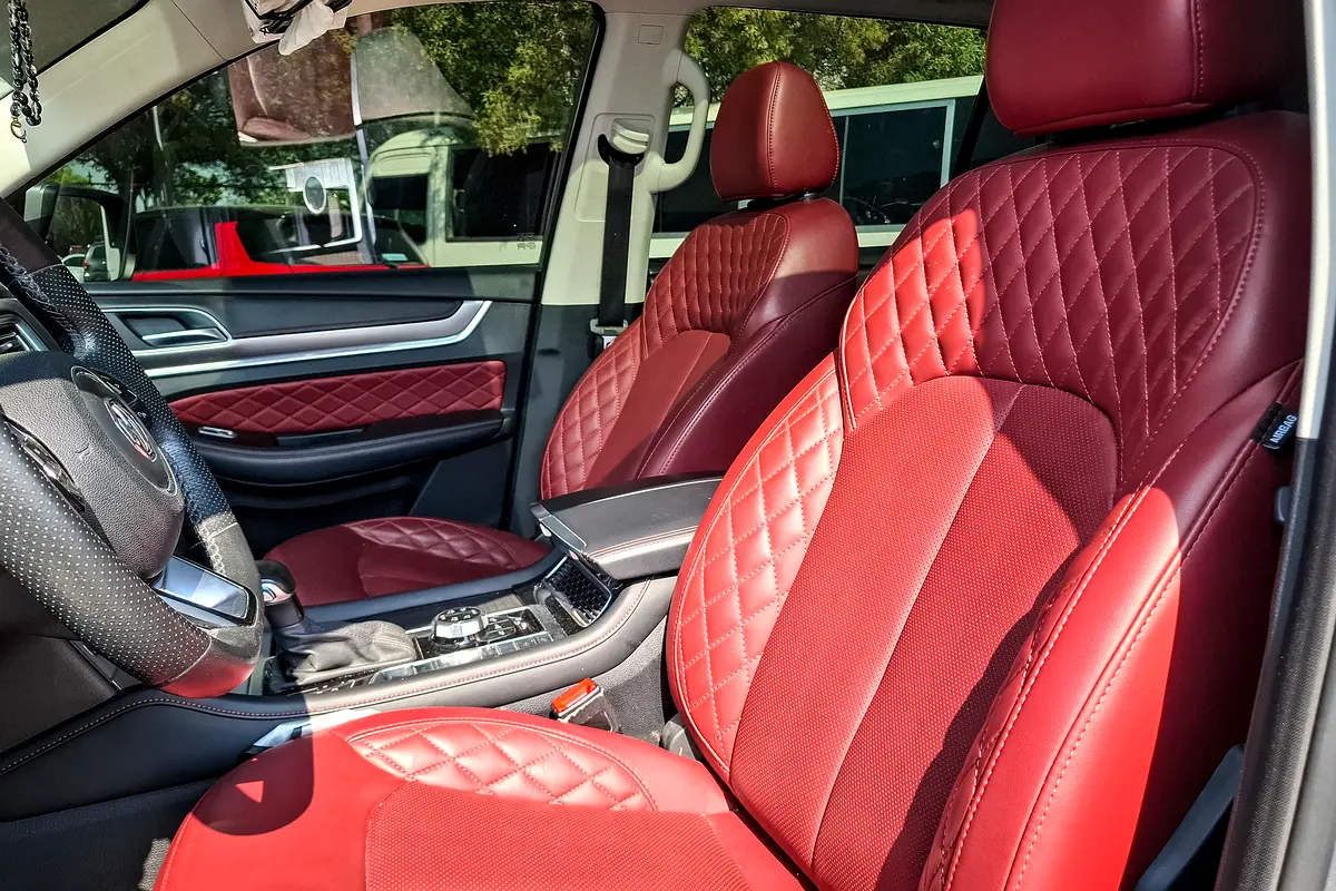 MG RX8 Luxury 2024 - photo 11 - Import Émirats | International Cars