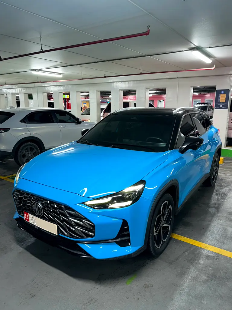 MG One LUX 2023