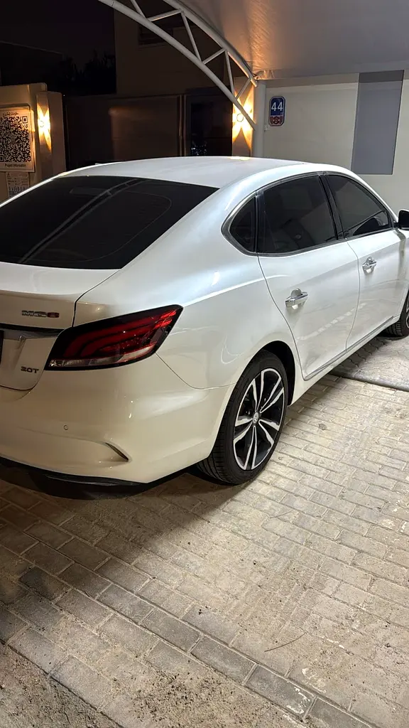 MG 6 Luxury 2022 - photo 3 - Import Émirats | International Cars