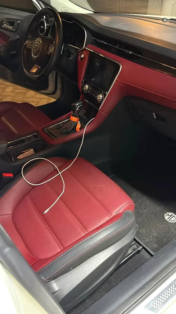 MG 6 Luxury 2022 - photo 4 - Import Émirats | International Cars