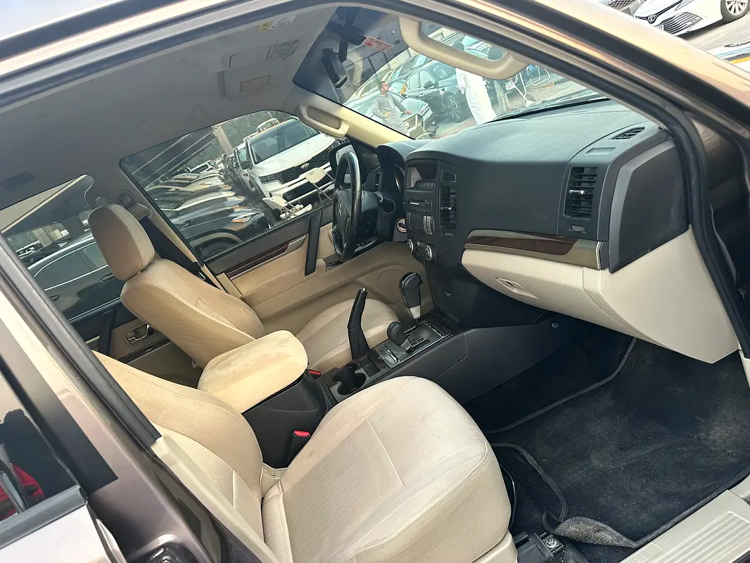 MITSUBISHI Pajero GLX 2013 - photo 6 - Import Émirats | International Cars