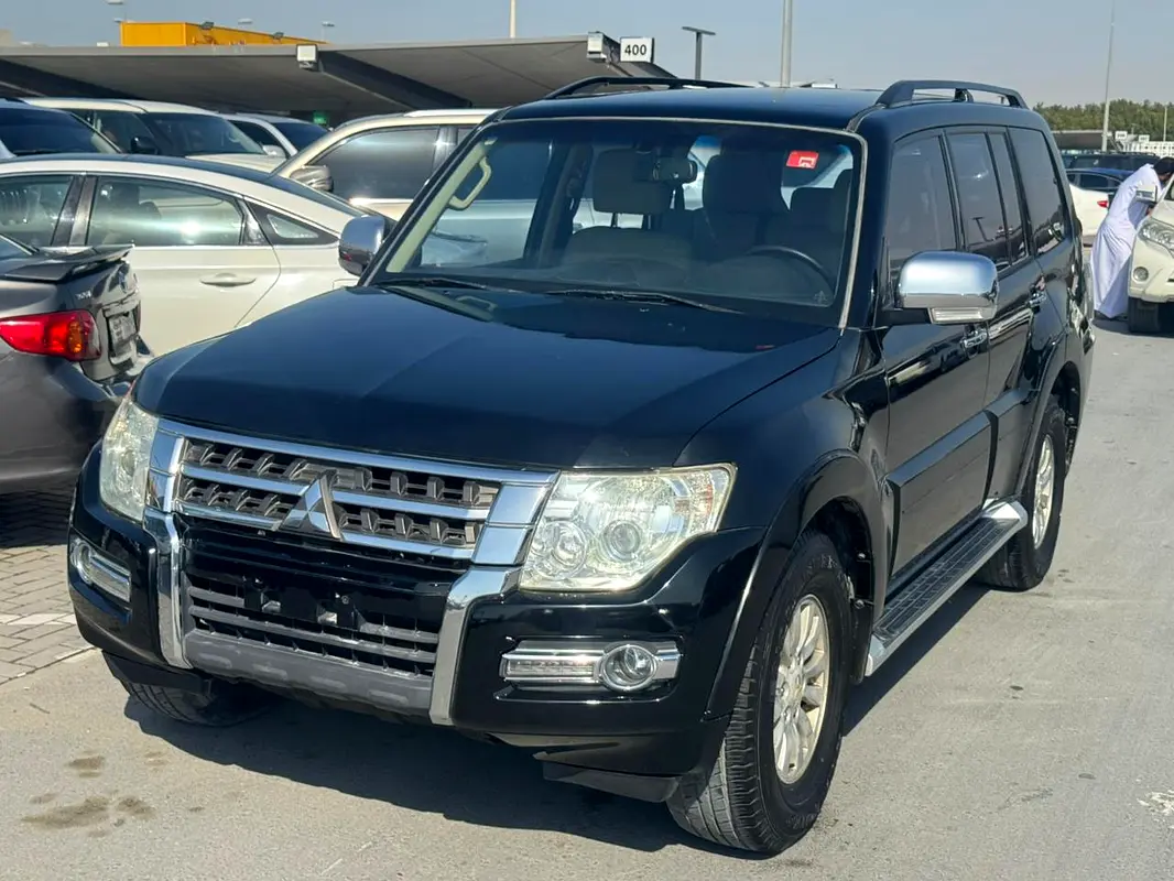 MITSUBISHI Pajero GLS 2015 - photo 10 - Import Émirats | International Cars