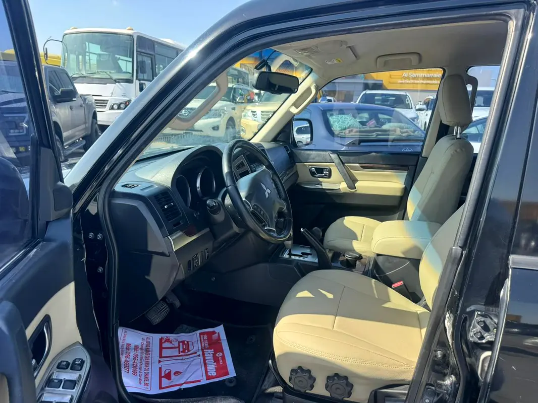 MITSUBISHI Pajero GLS 2015 - photo 7 - Import Émirats | International Cars