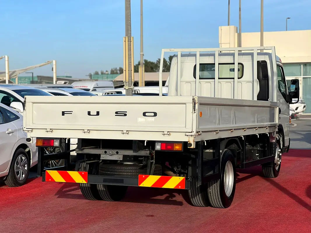 MITSUBISHI Canter Other 2025 - photo 6 - Import Émirats | International Cars