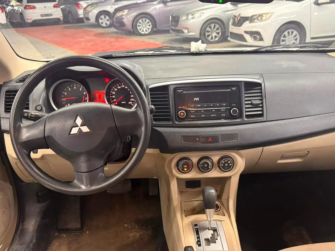 MITSUBISHI Lancer EX 2016 - photo 3 - Import Émirats | International Cars