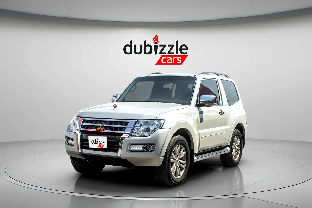 MITSUBISHI Pajero GLS 2018 - photo 3 - Import Émirats | International Cars