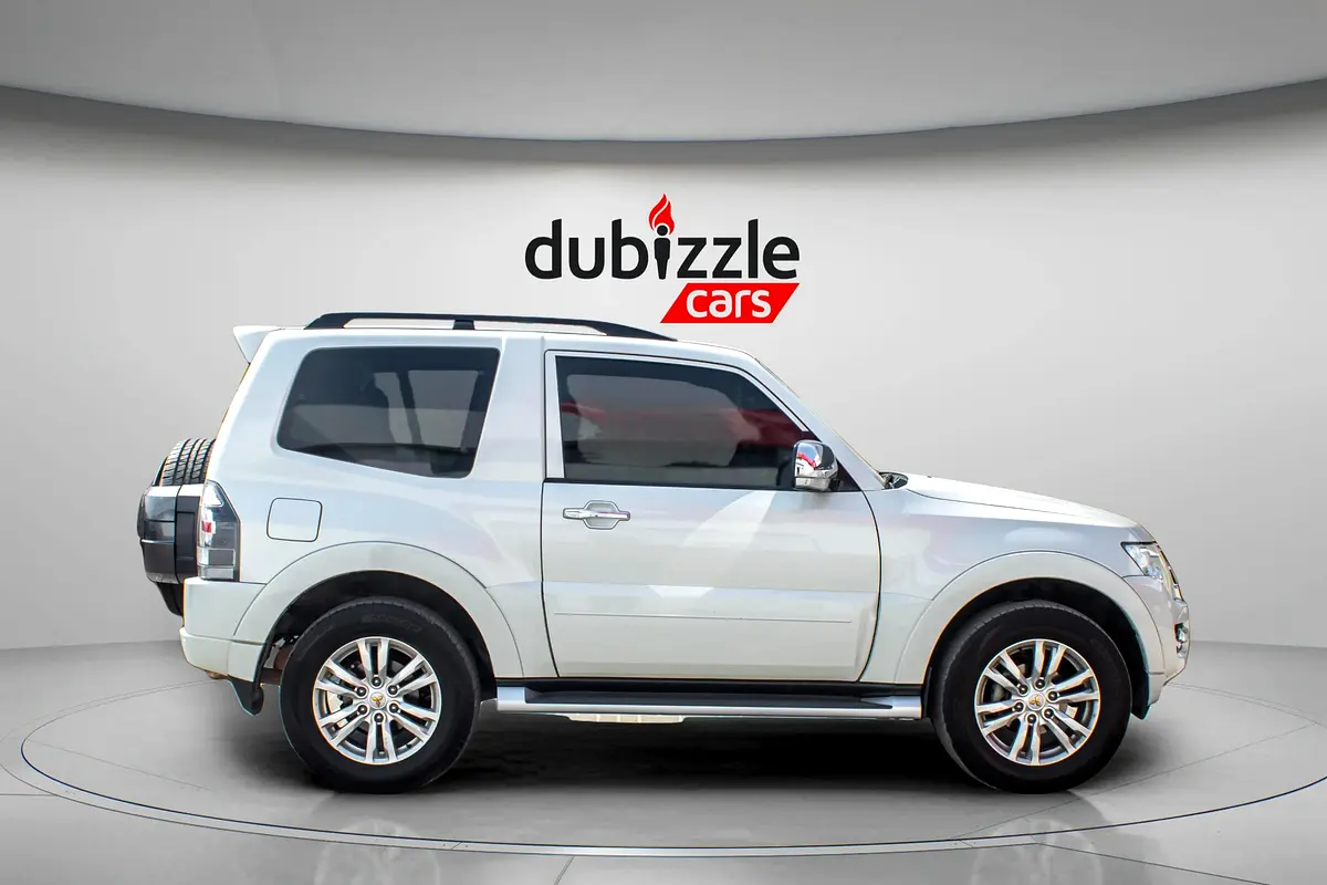 MITSUBISHI Pajero GLS 2018 - photo 4 - Import Émirats | International Cars