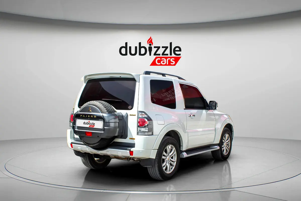 MITSUBISHI Pajero GLS 2018 - photo 6 - Import Émirats | International Cars