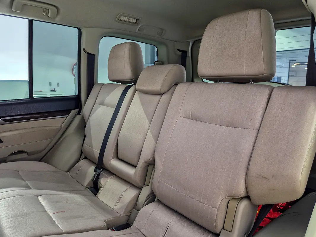 MITSUBISHI Pajero GLS 2014 - photo 12 - Import Émirats | International Cars