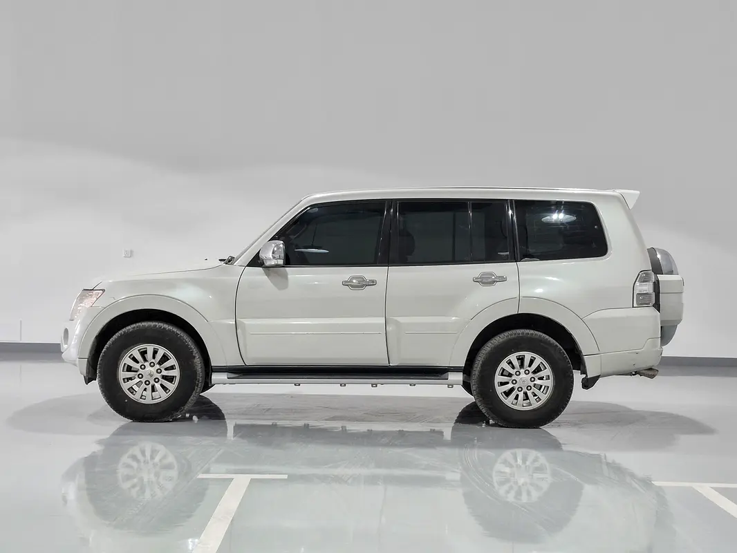 MITSUBISHI Pajero GLS 2014 - photo 5 - Import Émirats | International Cars