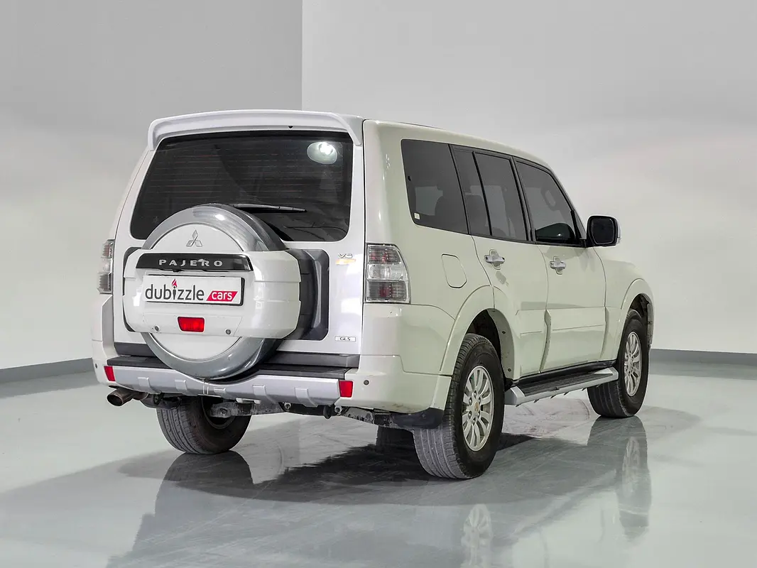 MITSUBISHI Pajero GLS 2014 - photo 6 - Import Émirats | International Cars