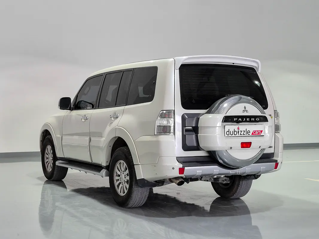 MITSUBISHI Pajero GLS 2014 - photo 8 - Import Émirats | International Cars