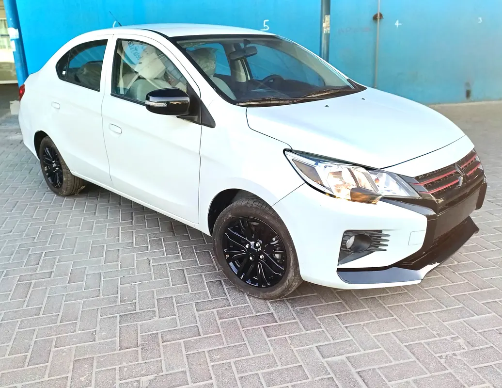 MITSUBISHI Attrage Signature Edition 2025 - photo 2 - Import Émirats | International Cars