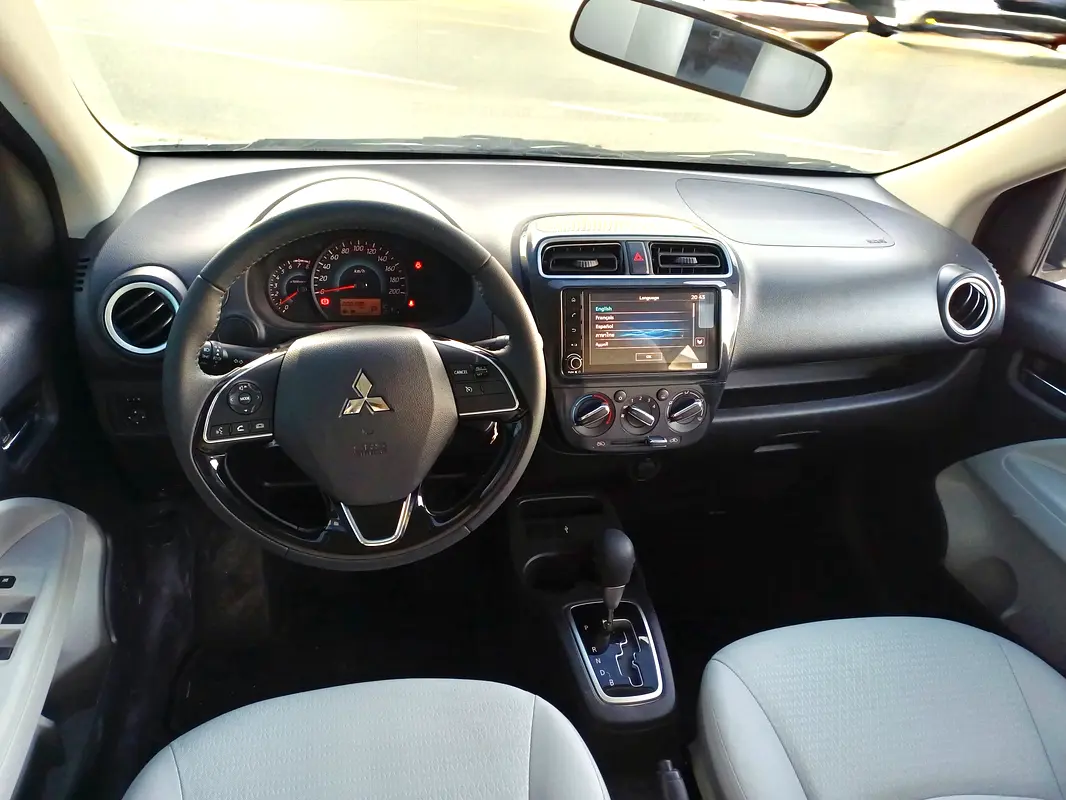 MITSUBISHI Attrage Signature Edition 2025 - photo 6 - Import Émirats | International Cars