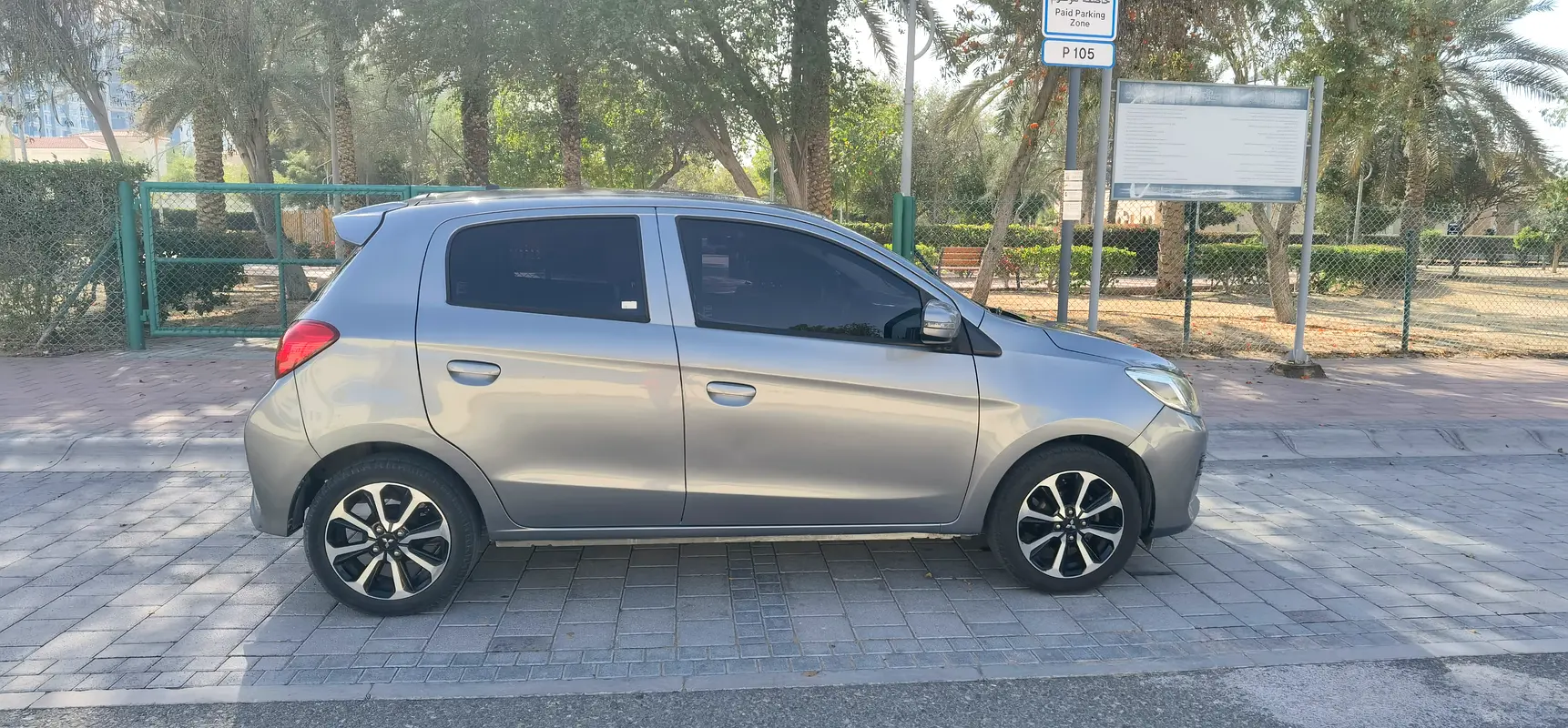 MITSUBISHI Mirage GLX 2021 - photo 2 - Import Émirats | International Cars