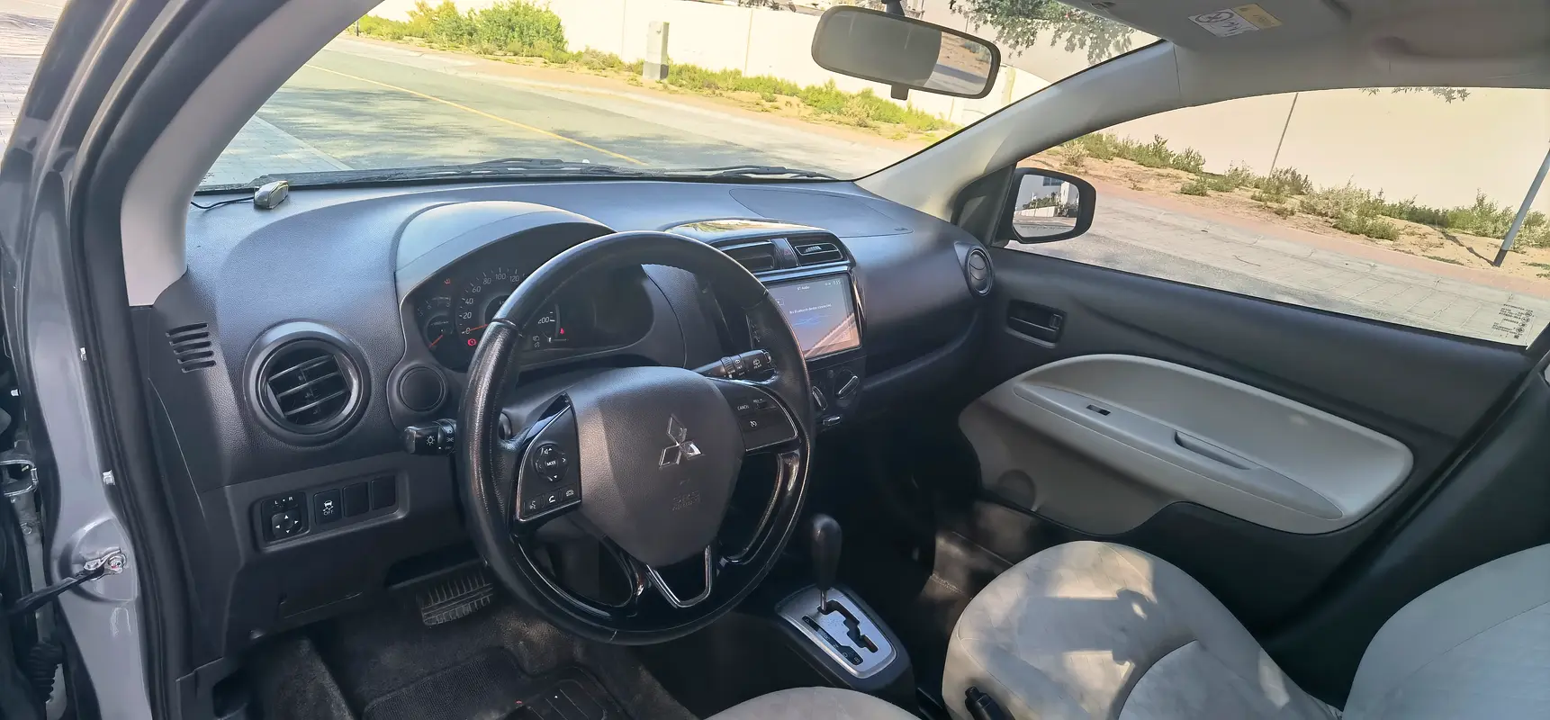 MITSUBISHI Mirage GLX 2021 - photo 9 - Import Émirats | International Cars