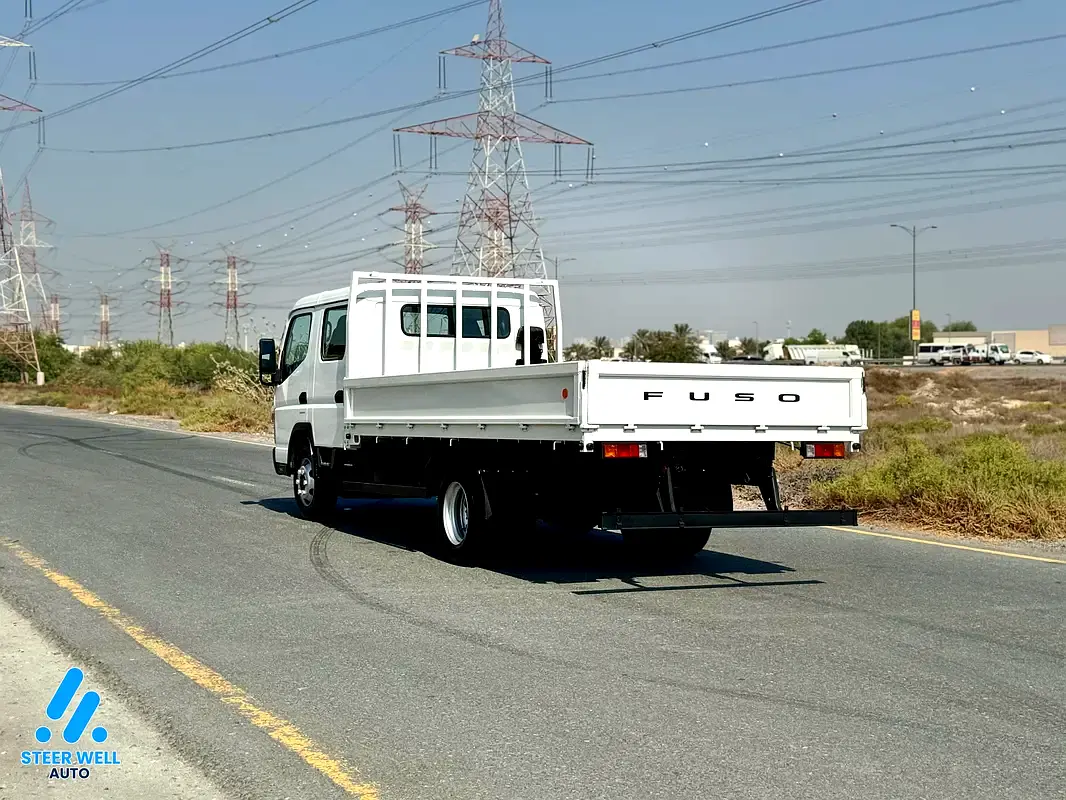 MITSUBISHI Canter Double Cabin 2024 - photo 6 - Import Émirats | International Cars