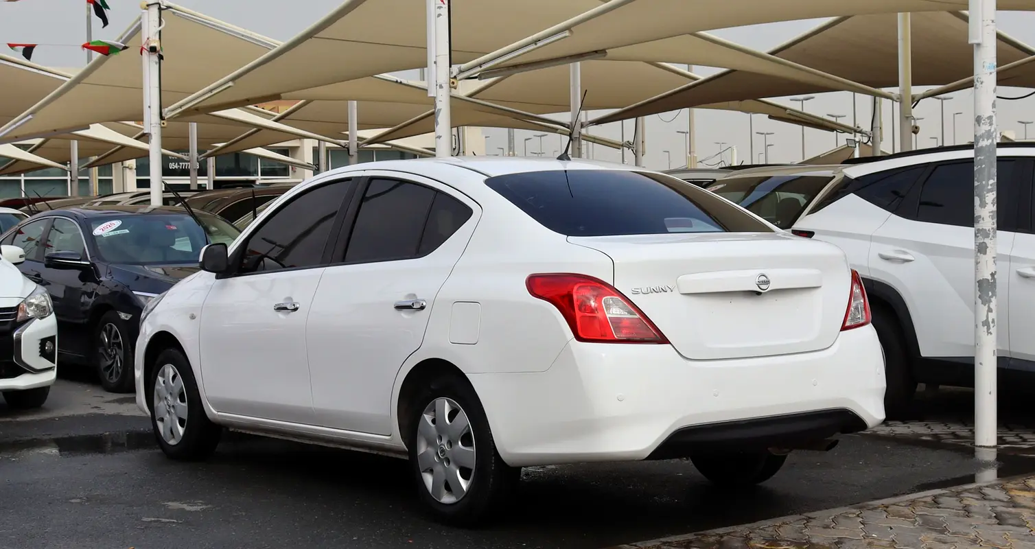 NISSAN Sunny 2022 - photo 4 - Import Émirats | International Cars