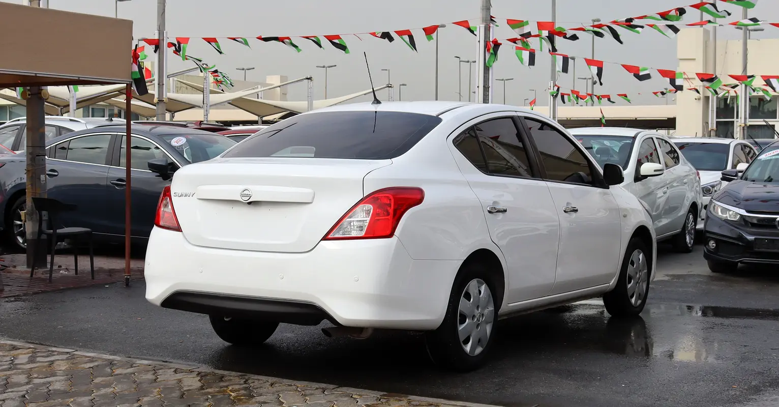 NISSAN Sunny 2022 - photo 6 - Import Émirats | International Cars