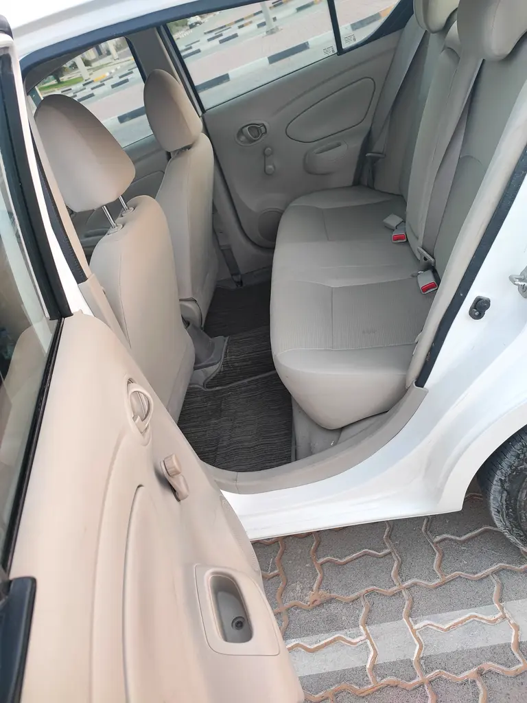 NISSAN Sunny SE 2022 - photo 6 - Import Émirats | International Cars