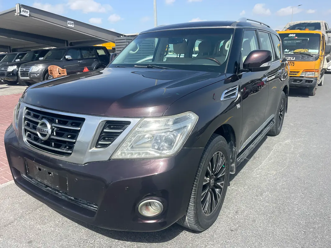 NISSAN Patrol LE 2011 - photo 6 - Import Émirats | International Cars