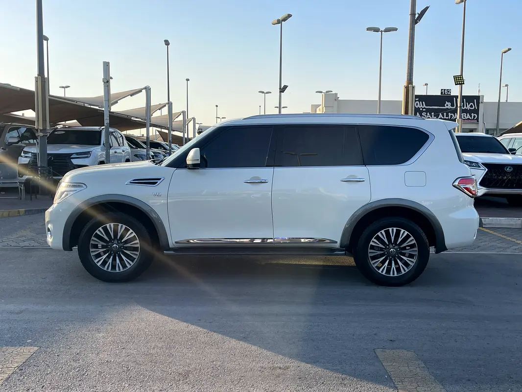 NISSAN Patrol LE Titanium 2019 - photo 4 - Import Émirats | International Cars