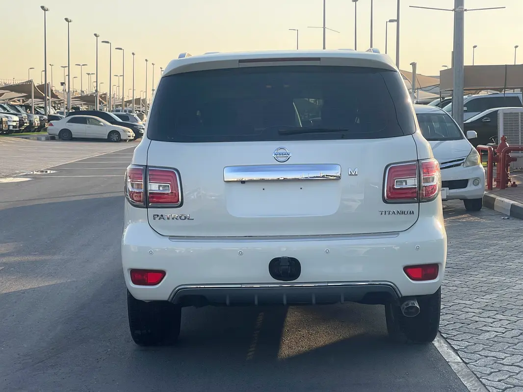 NISSAN Patrol LE Titanium 2019 - photo 6 - Import Émirats | International Cars