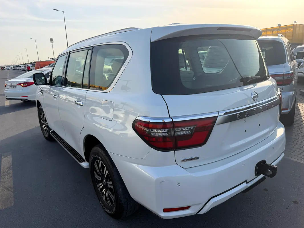 NISSAN Patrol SE 2020 - photo 2 - Import Émirats | International Cars