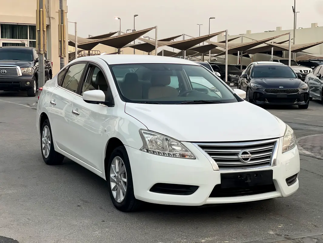 NISSAN Sentra SV 2018 - photo 2 - Import Émirats | International Cars