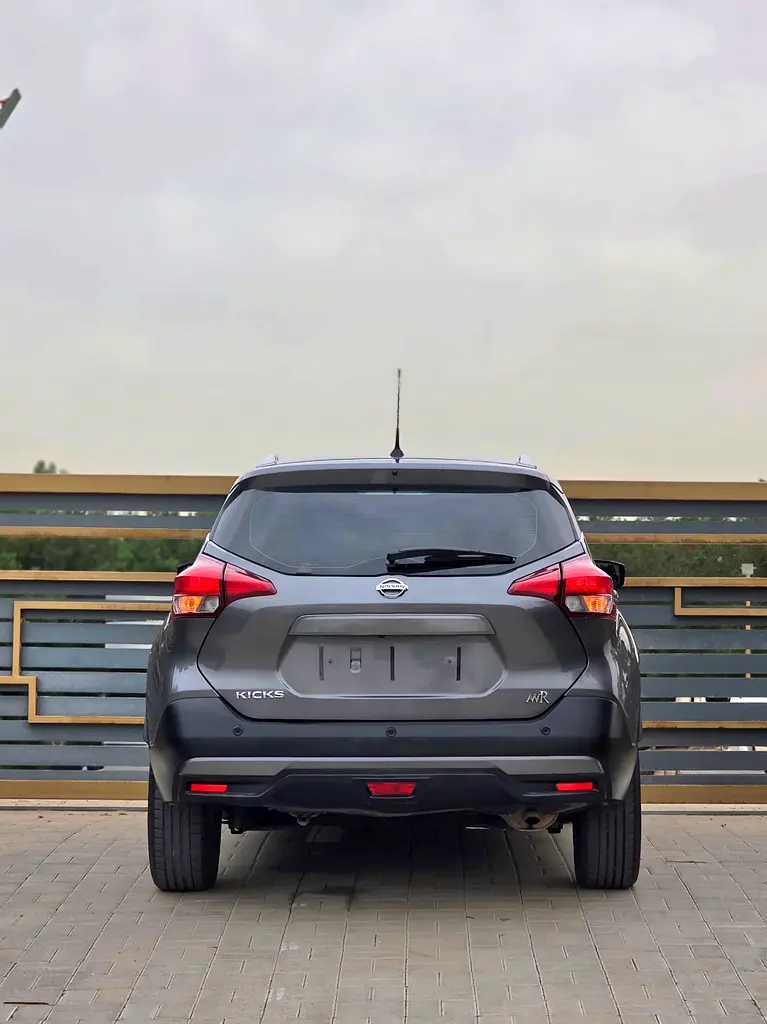 NISSAN Kicks SL 2017 - photo 6 - Import Émirats | International Cars