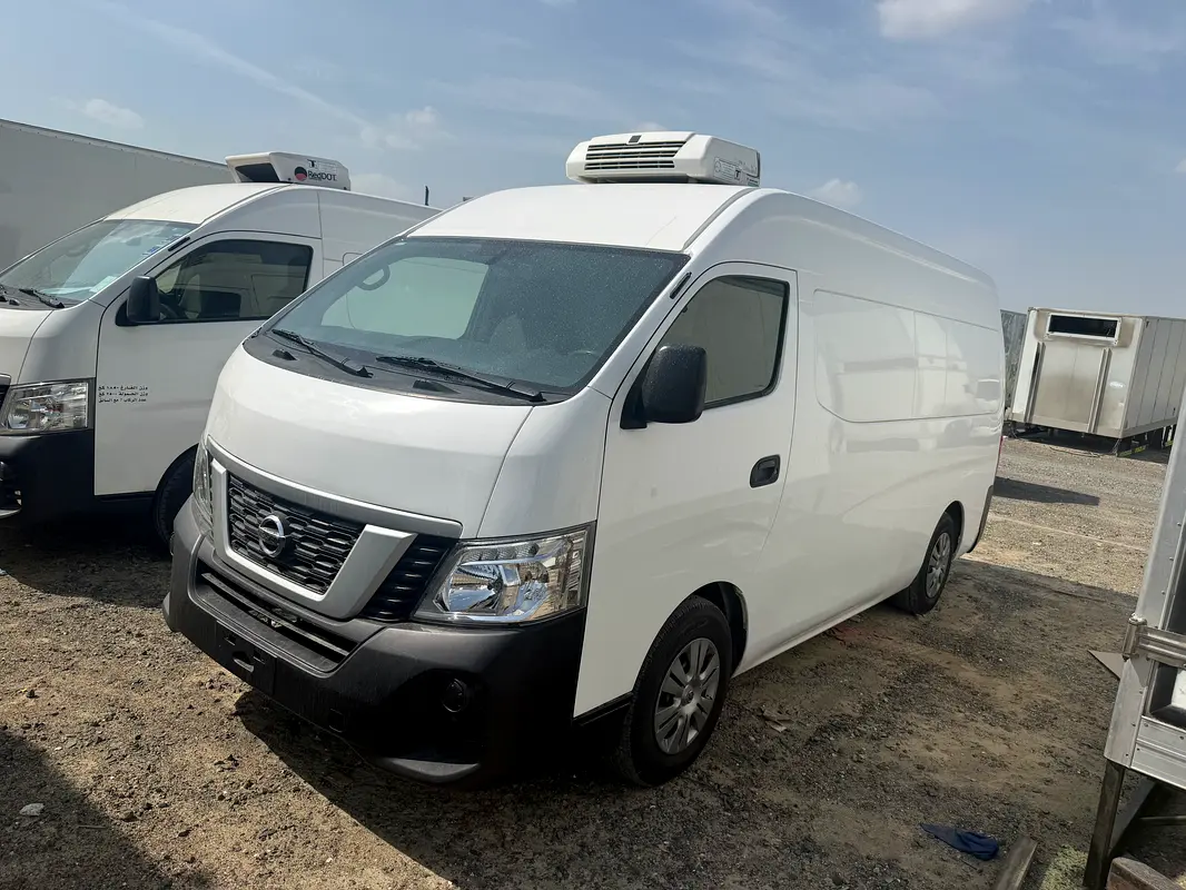 NISSAN Urvan NV350 2020 - photo 7 - Import Émirats | International Cars