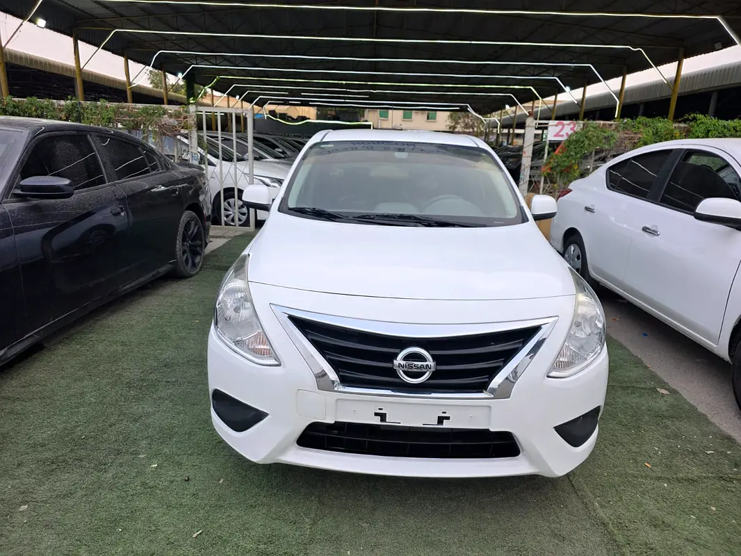 NISSAN Sunny SE 2023 - photo 9 - Import Émirats | International Cars