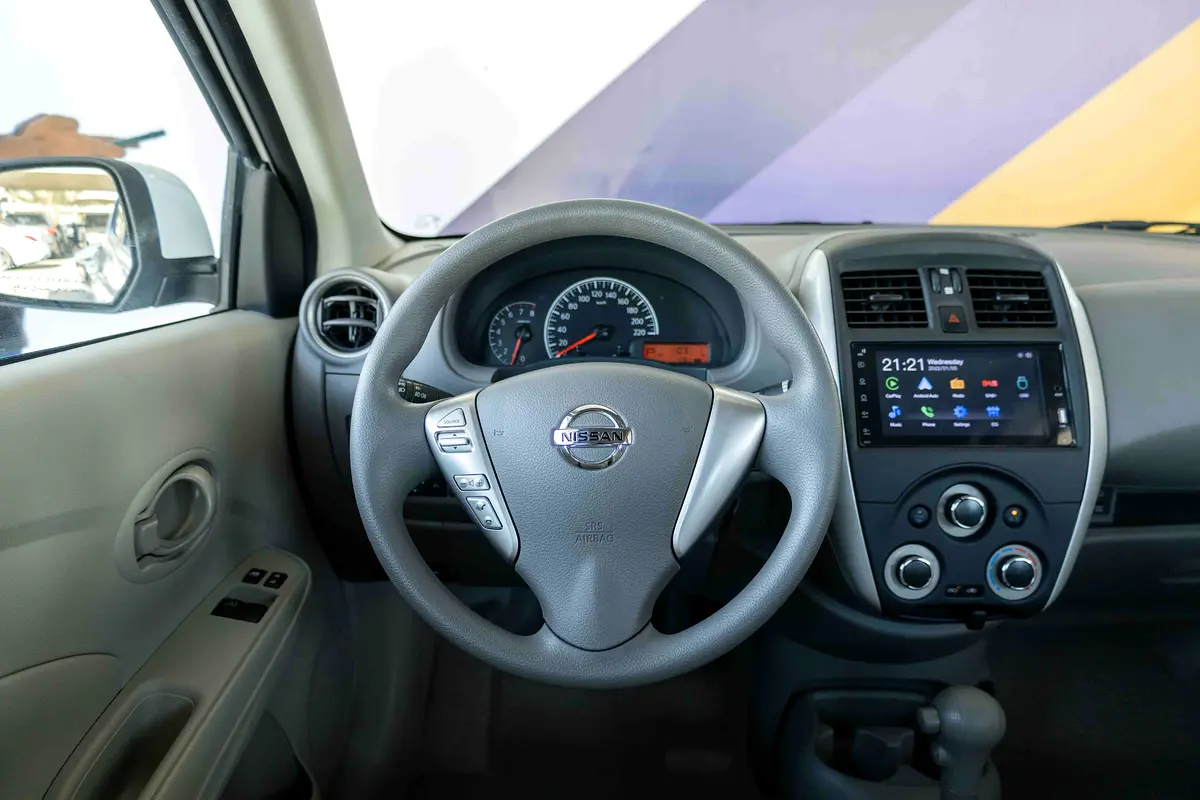 NISSAN Sunny SV 2025 - photo 12 - Import Émirats | International Cars