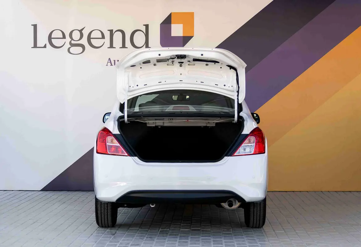 NISSAN Sunny SV 2025 - photo 6 - Import Émirats | International Cars