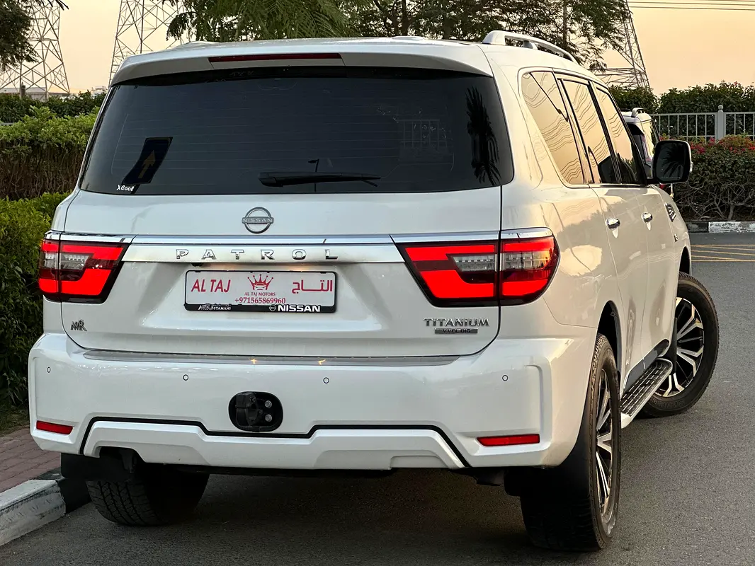 NISSAN Patrol LE Titanium 2022 - photo 6 - Import Émirats | International Cars