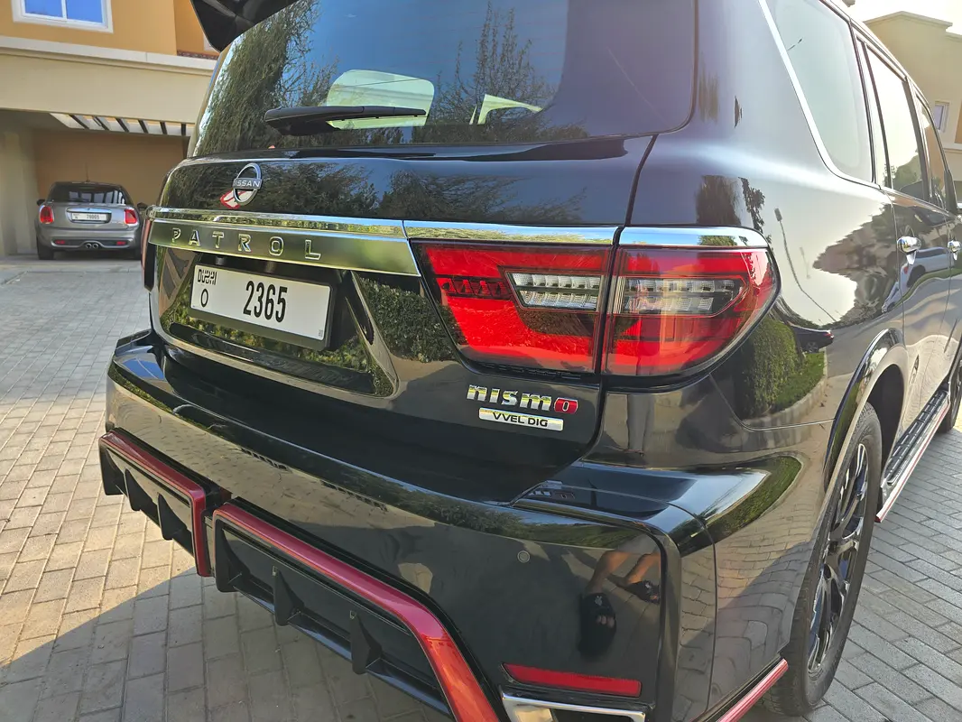 NISSAN Patrol SE Titanium 2018 - photo 12 - Import Émirats | International Cars