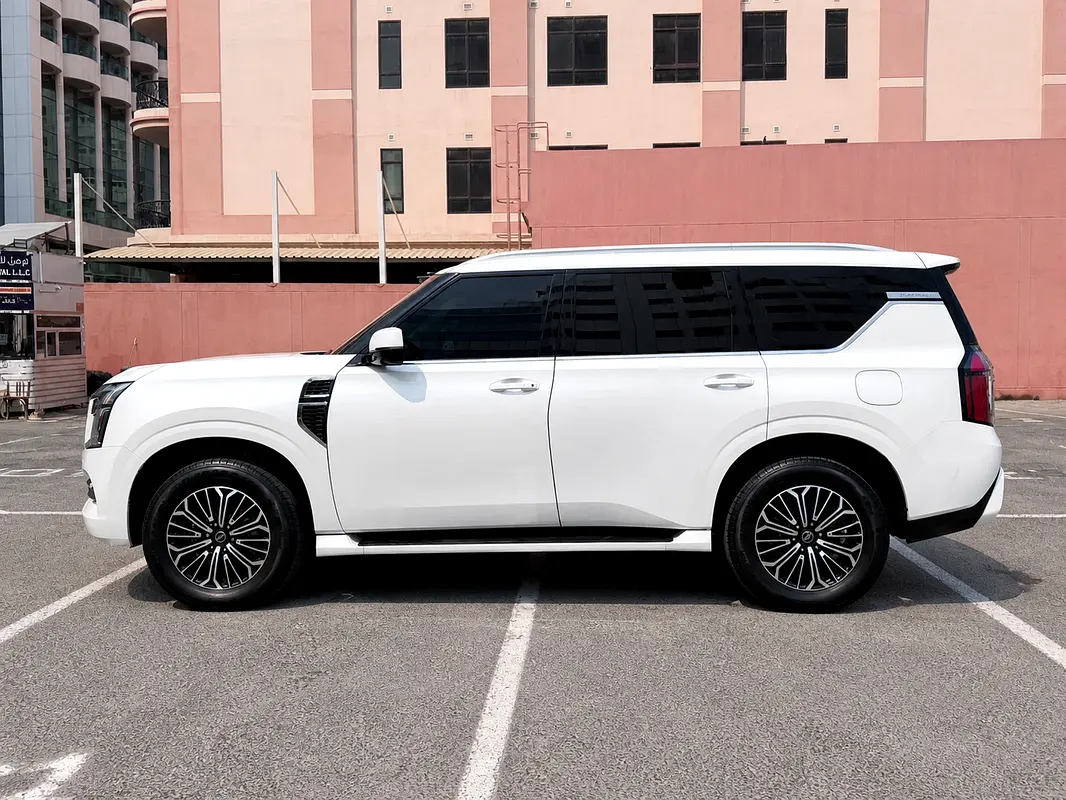 NISSAN Patrol SE Platinum City 2025
