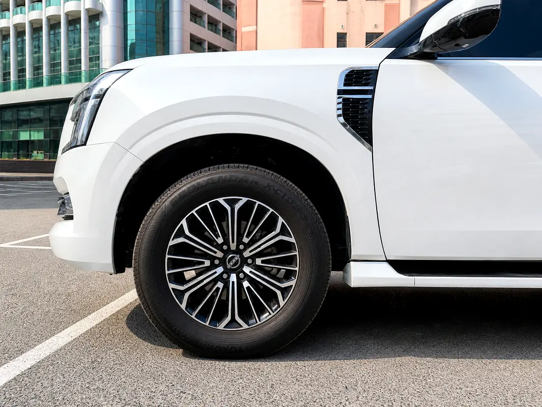 NISSAN Patrol SE Platinum City 2025 - photo 7 - Import Émirats | International Cars