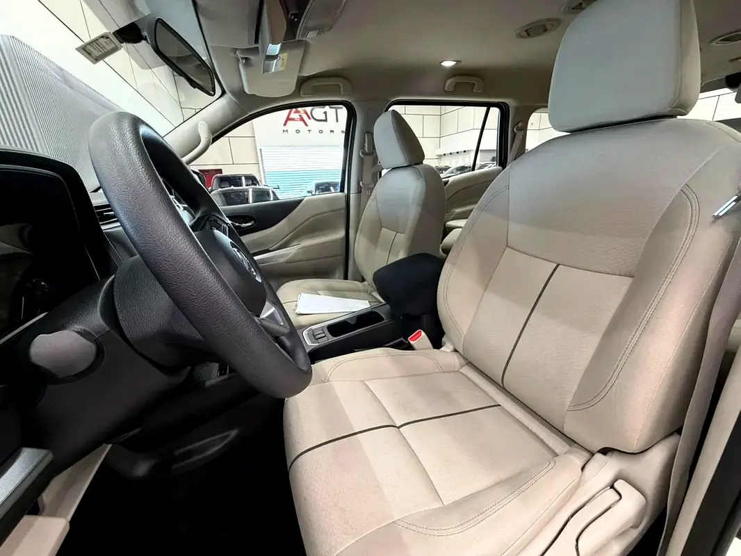 NISSAN Xterra SE 2024 - photo 11 - Import Émirats | International Cars